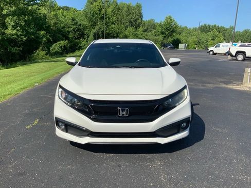 Used 2019 Honda Civic Sport image 3
