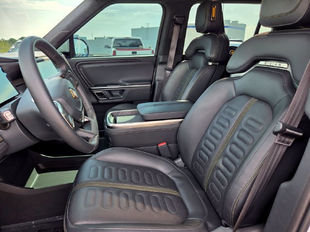 Used 2024 Rivian R1S Adventure Dual AWD/4WD image 20