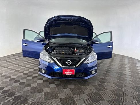 Used 2018 Nissan Sentra SR w/ Electronics Package FWD image 11