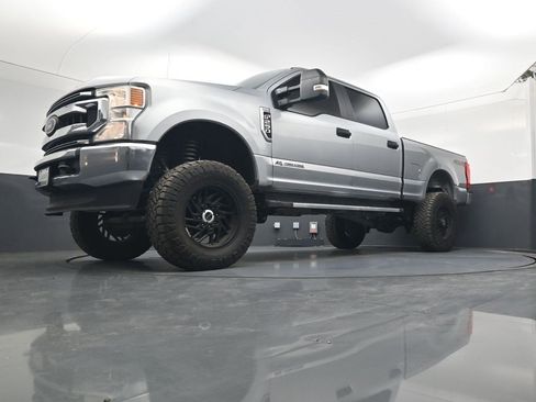 Used 2020 Ford F250 XL w/ STX Appearance Package image 27