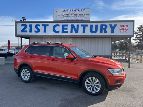 Used 2018 Volkswagen Tiguan SE image 1