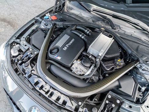 Used 2018 BMW M3 Competition image 34