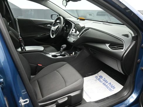 Used 2024 Chevrolet Malibu LT image 20
