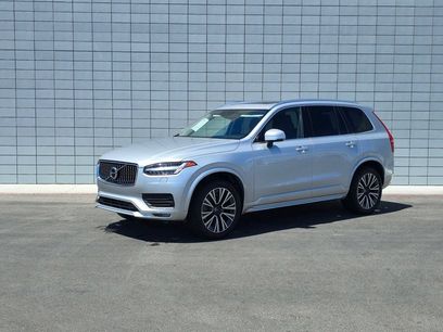 Used 2021 Volvo XC90 T6 Momentum
