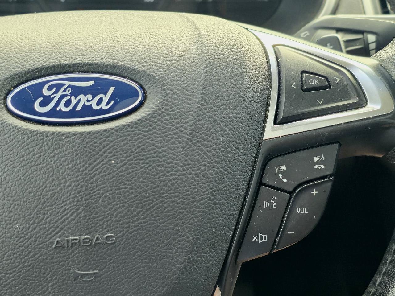 Used 2019 Ford Edge SEL w/ Equipment Group 201A AWD/4WD image 31