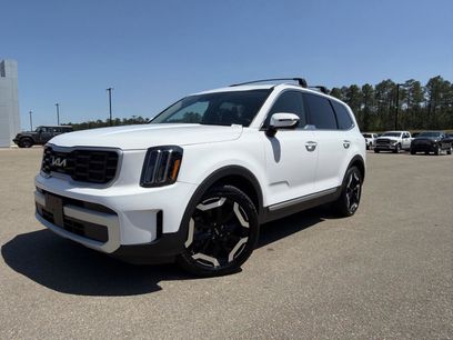 Used 2025 Kia Telluride S
