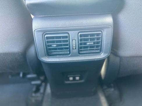 Used 2021 Toyota RAV4 XLE image 14