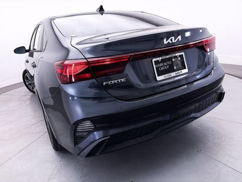 Certified 2023 Kia Forte LXS w/ LXS Technology Package FWD image 7