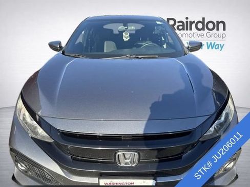 Used 2018 Honda Civic Sport image 2