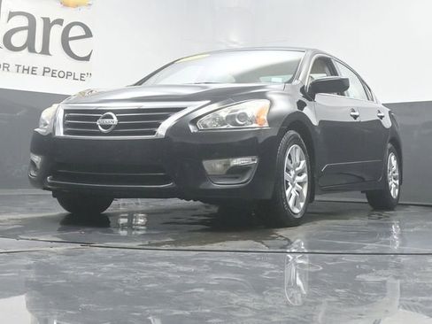 Used 2015 Nissan Altima 2.5 S w/ Power Driver Seat Package image 4