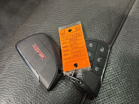 Used 2022 GMC Yukon Denali AWD/4WD image 43