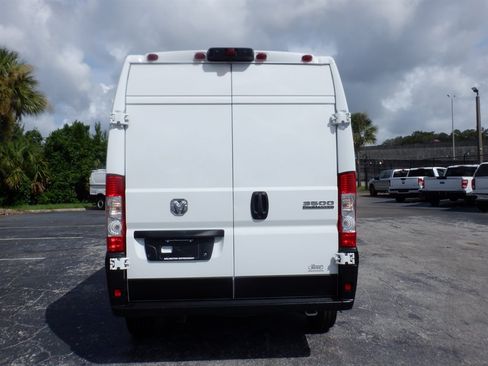 Used 2025 RAM ProMaster 3500 w/ Convenience Group FWD image 4