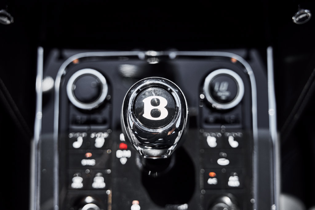 Used 2024 Bentley Flying Spur V8 AWD/4WD image 73