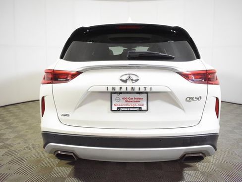 Used 2019 INFINITI QX50 Essential w/ Premium Heat Package image 5
