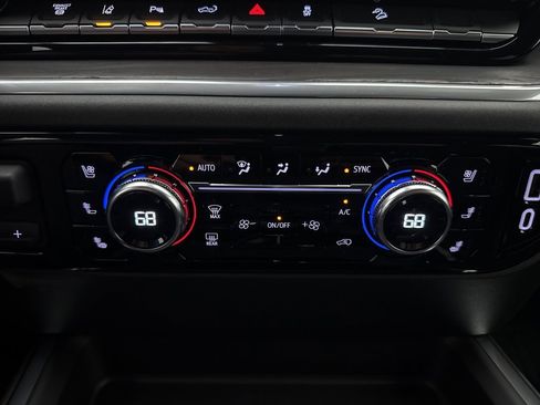 New 2026 GMC Sierra 2500 SLT w/ SLT Premium Package image 48