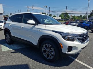 New 2026 Kia Seltos LX AWD/4WD video 2