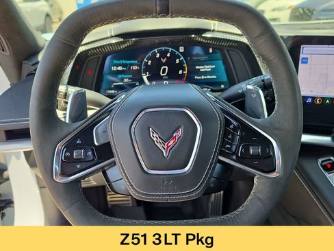 Used 2023 Chevrolet Corvette Stingray Premium Conv w/ Z51 Performance Package RWD image 18