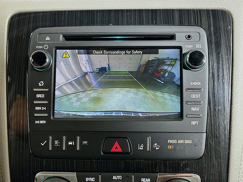 Used 2017 Chevrolet Traverse Premier FWD image 17
