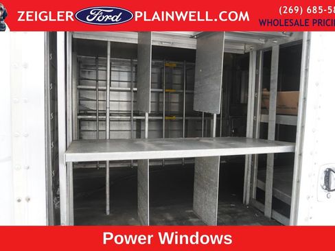 Used 2016 Chevrolet Express 4500 Base image 5