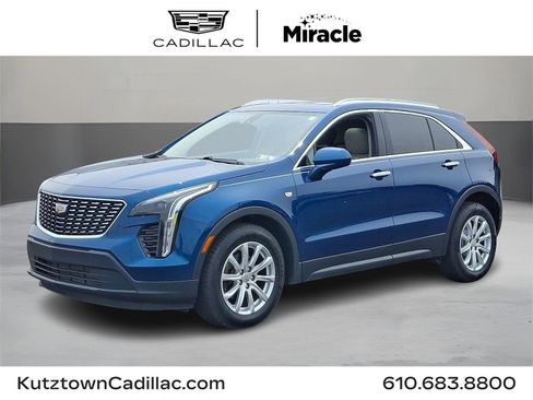 Used 2019 Cadillac XT4 Luxury w/ Cold Weather Package FWD image 1