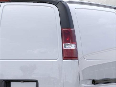 New 2026 Chevrolet Express 2500 RWD image 11