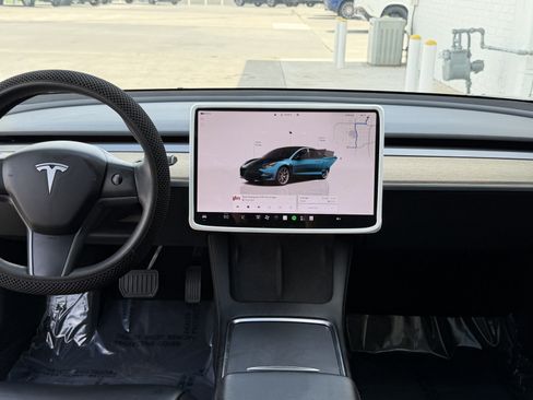 Used 2022 Tesla Model 3 Standard Range RWD image 25