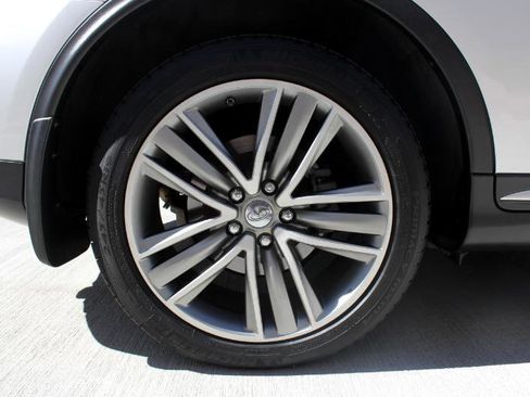 Used 2016 INFINITI QX50 AWD w/ Premium Plus Package image 33