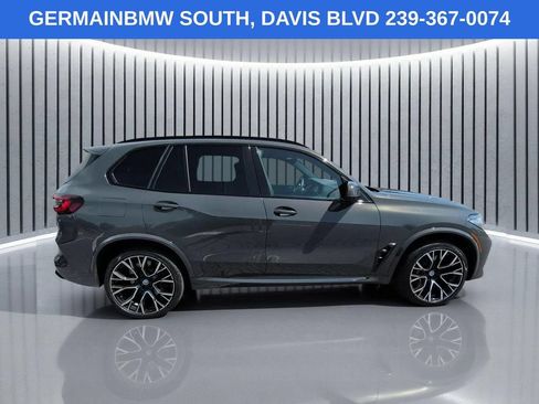 Used 2022 BMW X5 M w/ Competition Package 2 AWD/4WD image 4