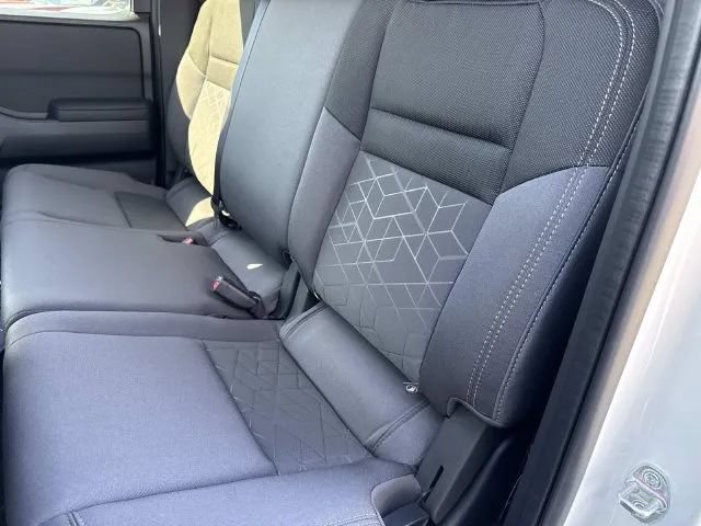 New 2027 Nissan Frontier SV RWD image 20
