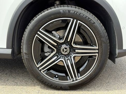 Certified 2024 Mercedes-Benz GLC 300 4MATIC image 16