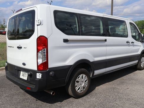 Used 2024 Ford Transit 350 XLT image 3