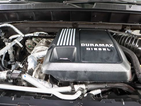 Used 2021 Chevrolet Silverado 1500 High Country w/ Safety Package II image 32