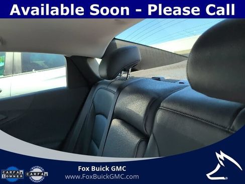 Used 2019 Chevrolet Malibu LT FWD image 7