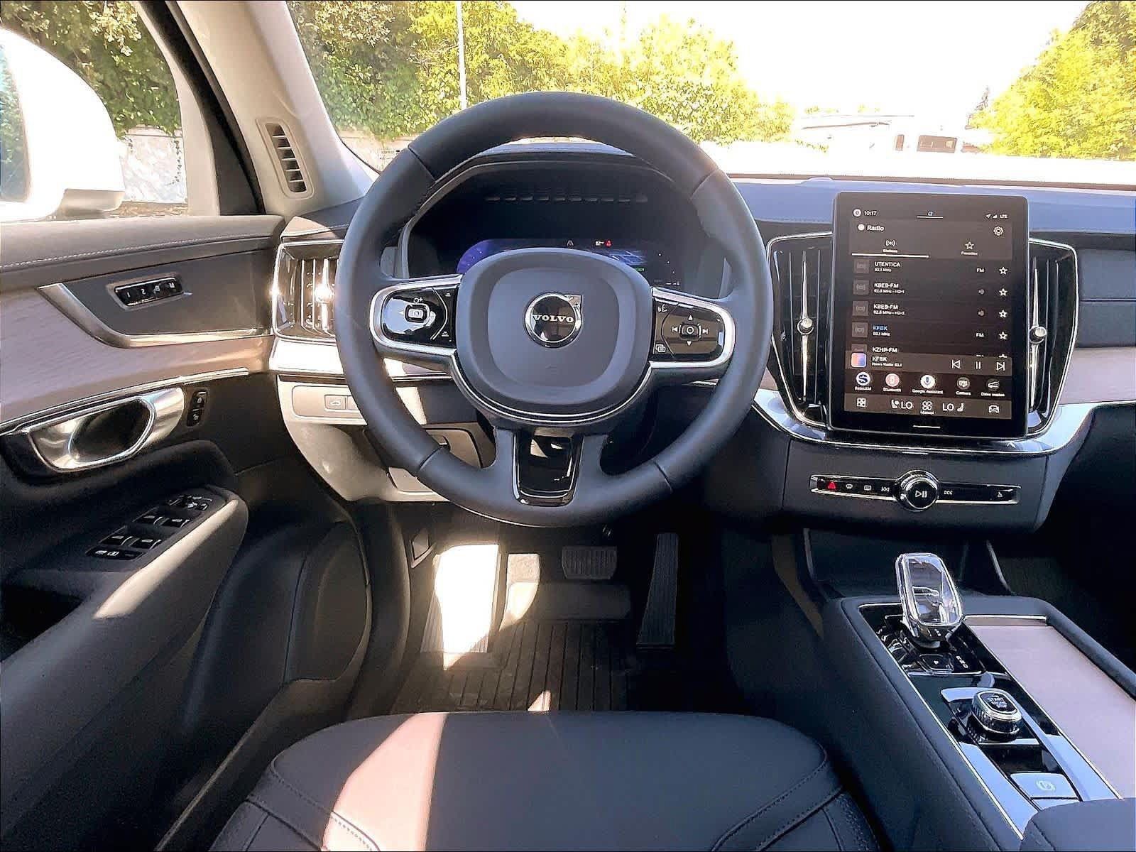New 2026 Volvo XC90 T8 Core w/ Protection Package Premier AWD/4WD image 15