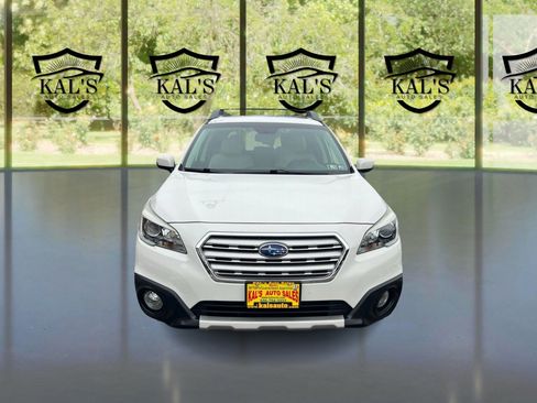 Used 2016 Subaru Outback 2.5i Limited image 2