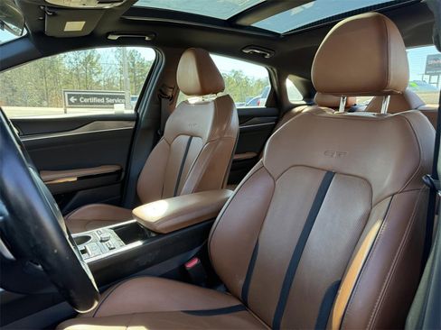 Used 2023 Kia K5 GT image 11