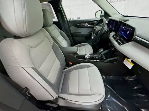 New 2026 Chevrolet TrailBlazer LT w/ Convenience Package AWD/4WD image 28