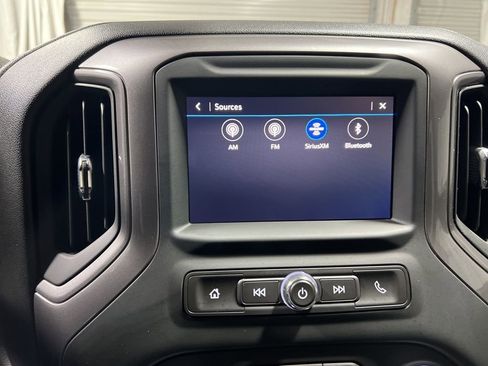 Used 2023 Chevrolet Silverado 1500 Custom image 35