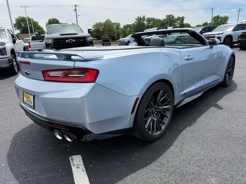Used 2017 Chevrolet Camaro ZL1 RWD image 12