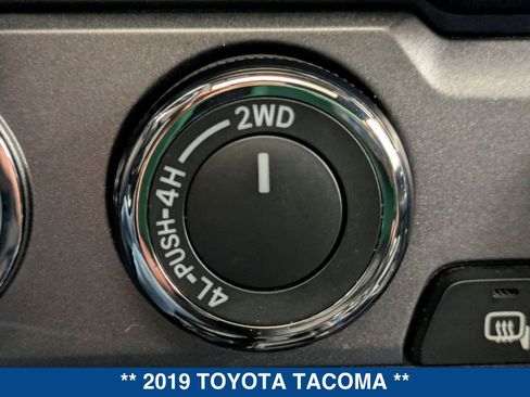 Used 2019 Toyota Tacoma TRD Off-Road image 34
