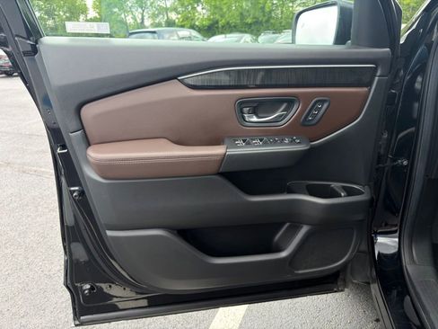 Certified 2023 Honda Pilot Elite image 18