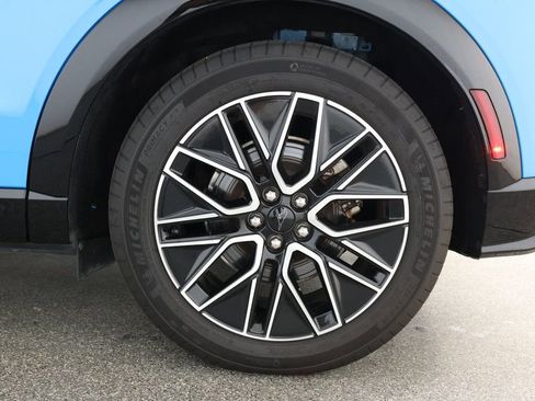 Used 2024 Ford Mustang Mach-E Premium image 7