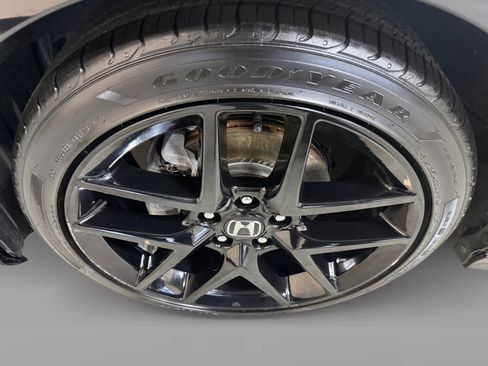 Used 2024 Honda Civic Sport image 9