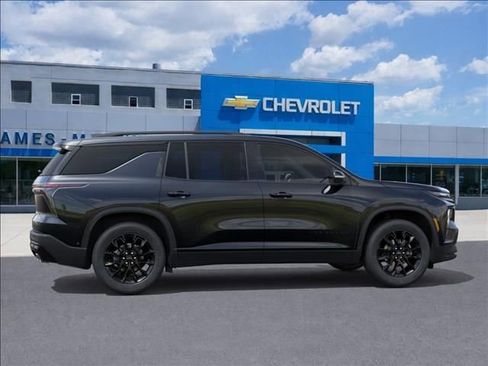 New 2026 Chevrolet Traverse LT w/ Midnight/Sport Edition image 5