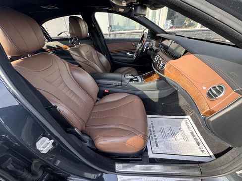 Used 2016 Mercedes-Benz S 550 4MATIC Sedan w/ Sport Package image 14