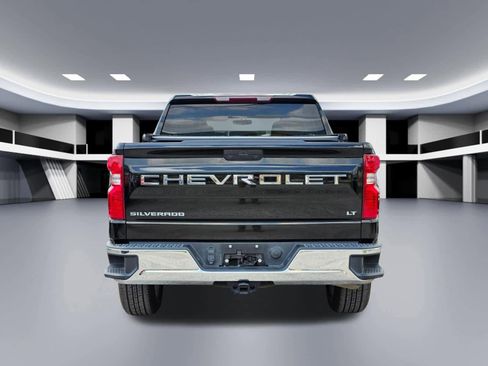 Used 2022 Chevrolet Silverado 1500 LT w/ Bed Protection Package image 5