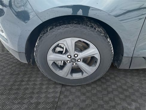 Used 2022 Ford Edge SEL w/ Sport Appearance Package image 14