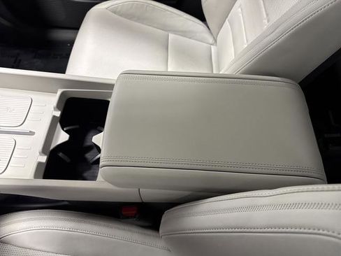 Used 2024 Hyundai Santa Fe Calligraphy image 22