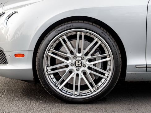 Used 2015 Bentley Continental GT image 6