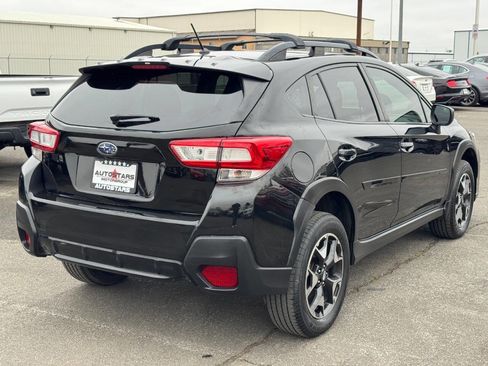 Used 2019 Subaru Crosstrek 2.0i w/ Eyesight System image 4